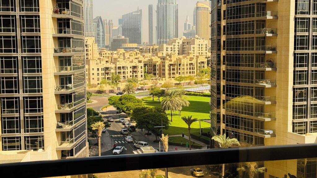 Elite Burj View Residence